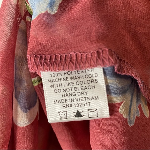 Soprano Nordstrom Rack NWT Cold Shoulder Floral Top - Picture 11 of 12